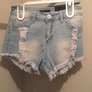 Red fox distressed jeans